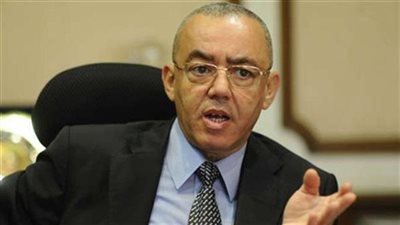 التصديق على تعيين شريف عطية رئيسًا للقابضة لمصر للطيران