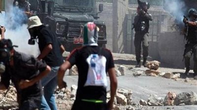 متشددون يهود يهاجمون منزل فلسطيني 