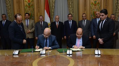 تعاون بين «البترول» و«الإنتاج الحربي» لتصنيع عدادات الغاز الذكية