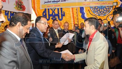 تسليم عقود 3547 وحدة بالإسكان الاجتماعي في الغربية (صور)