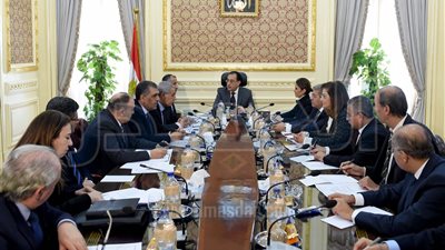 المجموعة الوزارية الاقتصادية تناقش تطورات الخطط والمشروعات التنموية