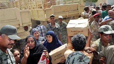القوات المسلحة توزع 24 ألف كرتونة مواد غذائية بالوادي الجديد
