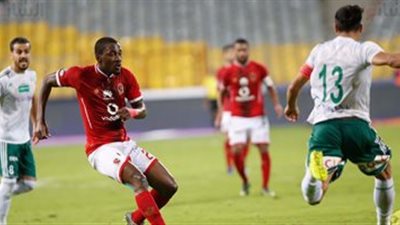 الاهلي يفوز على المصرى بثنائية 
