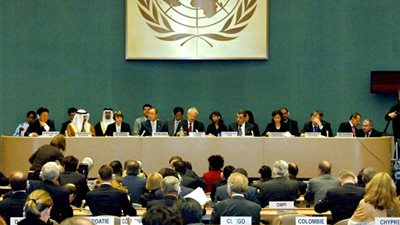 الأمم المتحدة تطالب إسرائيل 856 مليون دولار تعويضا بسبب بقعة نفطية في لبنان