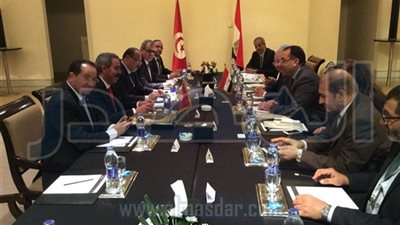 وزير الإسكان يترأس الدورة السابعة للجنة الاتصال والمتابعة بين مصر وتونس