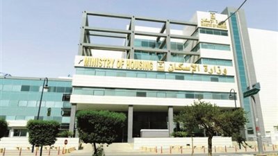 الإسكان تطرح 26 مناقصة بـ9 مدن جديدة لأعمال الطرق والنظافة