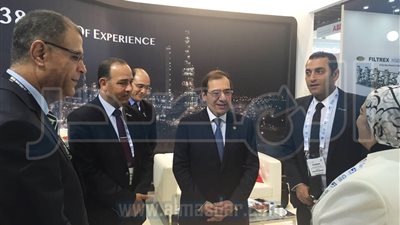 الملا: مصر لديها فرص استثمارية واعدة في صناعة البترول والغاز الطبيعي