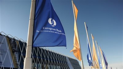 «الأوروبي لإعادة الإعمار» يعين نائبًا جديدًا لمدير مكتب البنك في مصر