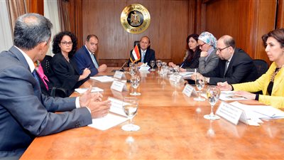 «نصار» يبحث مع وفد «التمويل الدولية» دعم قطاعي الصناعة والتجارة