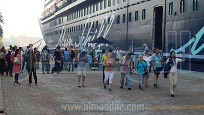 وصول 2958 سائحا من جنسيات مختلفة ميناء سفاجا