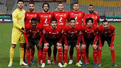 الليلة.. الأهلي يسعى لقمة الدوري أمام طلائع الجيش 