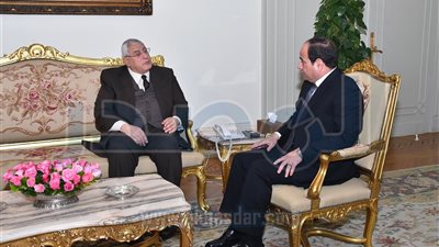 الرئيس السيسي يستقبل عدلي منصور بقصر الاتحادية