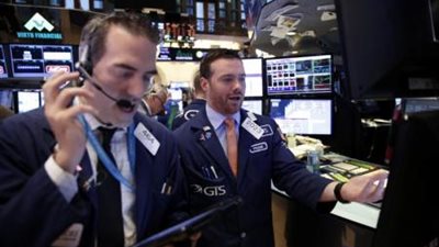 الأسهم الأمريكية مستقرة وسط خسائر للتكنولوجيا ومكاسب للقطاع المالي