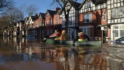 وكالة البيئة البريطانية تحذر من الفيضانات في 