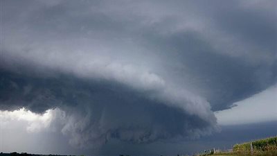 26 قتيلًا بسبب الفيضانات والأعاصير جنوب الولايات المتحدة