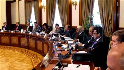 الحكومة توافق على تثبيت ضريبة معاملات البورصة 