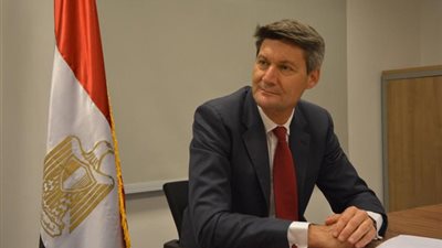 البنك الأوروبي: تعويم الجنيه قرار إيجابي جذب الاستثمارات الأجنبية لمصر