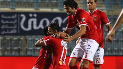 الأهلي يفوز على الإنتاج الحربى بثنائية نظيفة ويتصدر الدوري