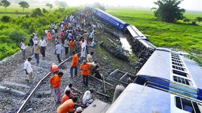 ارتفاع حصيلة ضحايا حادث قطار الهند إلى 145 قتيلا