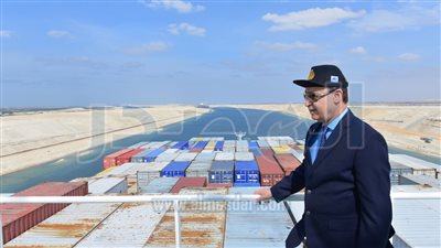 3,7 مليار دولار إيرادات قناة السويس خلال 10 أشهر