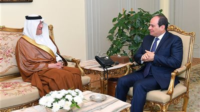 السيسي يتسلم دعوة ملك السعودية للمشاركة في قمة منظمة التعاون الإسلامي