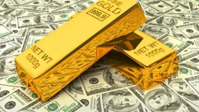 الذهب يتراجع تحت ضغط صعود الدولار
