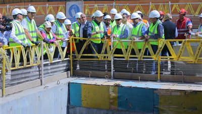 «الوزير» يتفقد أعمال تنفيذ الجزء الأول من المرحلة الثالثة للخط الثالث للمترو