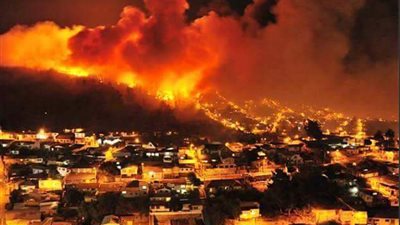 الحرائق تمتد إلى حيفا وإجلاء مئات الإسرائيليين