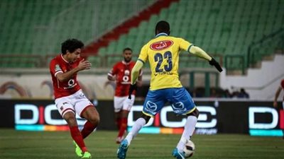 الليلة.. الأهلى يصطدم بالإسماعيلى فى رحلة الحفاظ على صدارة الدورى 