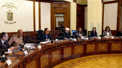 الحكومة توافق على التعامل قانونيًا مع تعديات أراضي «التنمية السياحية» بسيناء