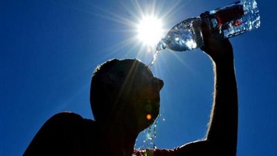 «الأرصاد»: طقس الجمعة شديد الحرارة.. والقاهرة 42 درجة