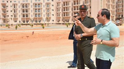 السيسي يؤكد على الالتزام بالجدول الزمني لإتمام مشروعات العاصمة الإدارية
