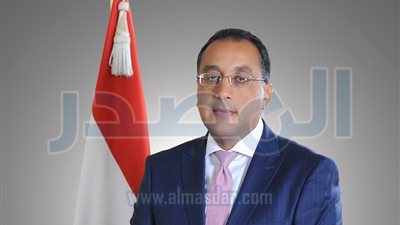 وزير الاسكان يتفقد محطتي معالجة الصرف الصحى 