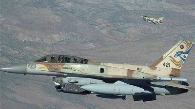 إسرائيل تستهدف مواقع عسكرية غرب دمشق