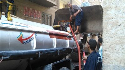 ضخ 3425 طنًا من المواد البترولية بقنا