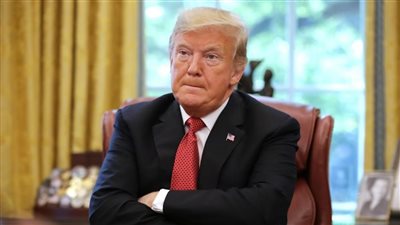 أمريكا تبدأ تحصيل رسوم 25% على السلع الصينية