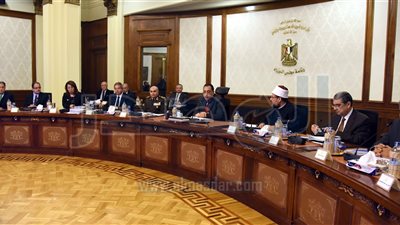 الحكومة تتعاقد مع المصرية لتجارة الأدوية لتوفير أدوية ناقصة بـ 30 مليون جنيه