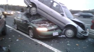 مصرع شخص وإصابة 6 إثر انقلاب سيارة بكفر الشيخ