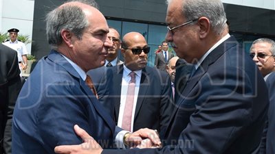 الحكومة تخصص قطع أراضي لعدد من الجهات