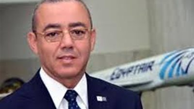 صواعق رعدية تصيب طائرتين لـ 