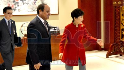 السيسي يلتقي رئيسة كوريا الجنوبية على هامش قمة العشرين