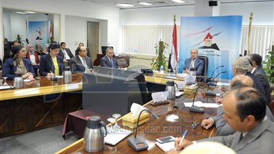 الحكومة: اختيار وزير جديد للتموين خلال أيام.. ونحذر المتلاعبين بالأسعار