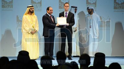 السيسى: إلغاء دعم القطن خطوة صحيحة فى ظل إنخفاض الطلب العالمى 