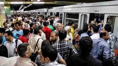 مصرع شاب ألقى بنفسه أمام مترو الأنفاق بمحطة جمال عبدالناصر