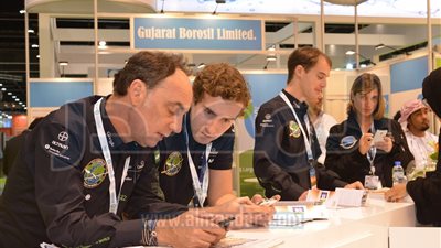 أول طائرة شمسية فى العالم تجرى تحليق تجريبى فى 