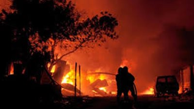 الاهالى بالفيوم تحتجز متهمين إستهدفا محولات الكهرباء    