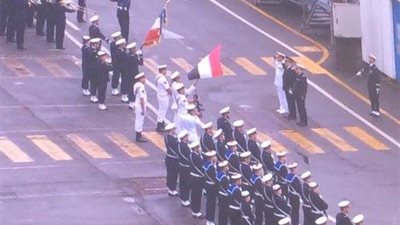 مصر تتسلم حاملة المروحيات 