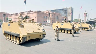 دوريات أمنية مسلحة بمدينة نصر ، واغلاق شارعى الأهرام والميرغنى باتجاه قصر الاتحادية