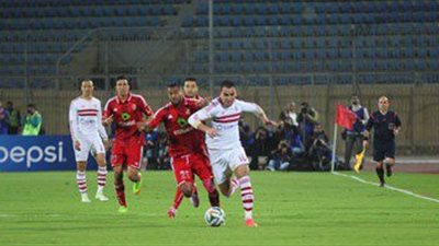 إنتهاء مباراة القمة بين 