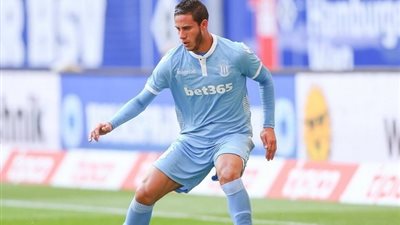 ستوك سيتي يستبعد رمضان صبحي من مواجهة بالاس